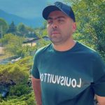 دانلود آهنگ جدید مهدی عزیزی میها بیام بوزمت بینم جلو دارم کیه دانلود آهنگ جدید مهدی عزیزی میها بیام بوزمت بینم جلو دارم کیه